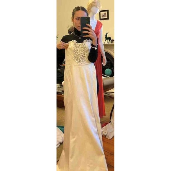 NWT $10K TEMPERLEY LONDON  SATIN SILK BEADED BODICE WEDDING GOWN SZ US 4 UK 8 - Picture 5 of 16